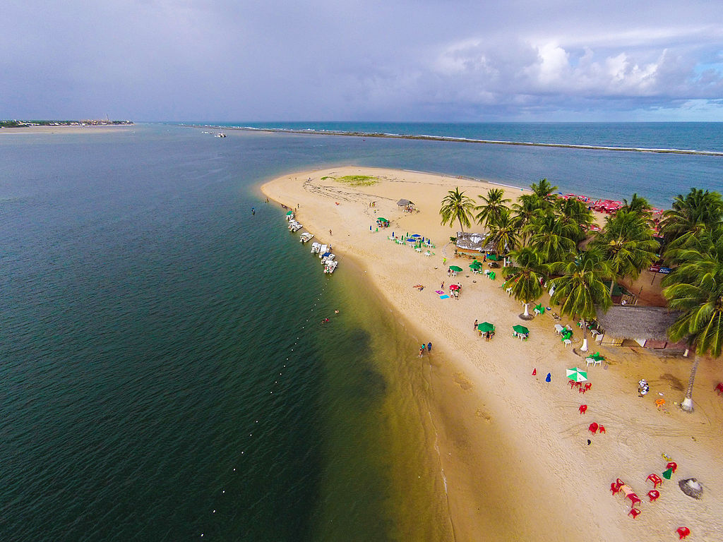 Leia mais sobre o artigo A Praia do Gunga está entre as 10 praias mais bonitas do Brasil